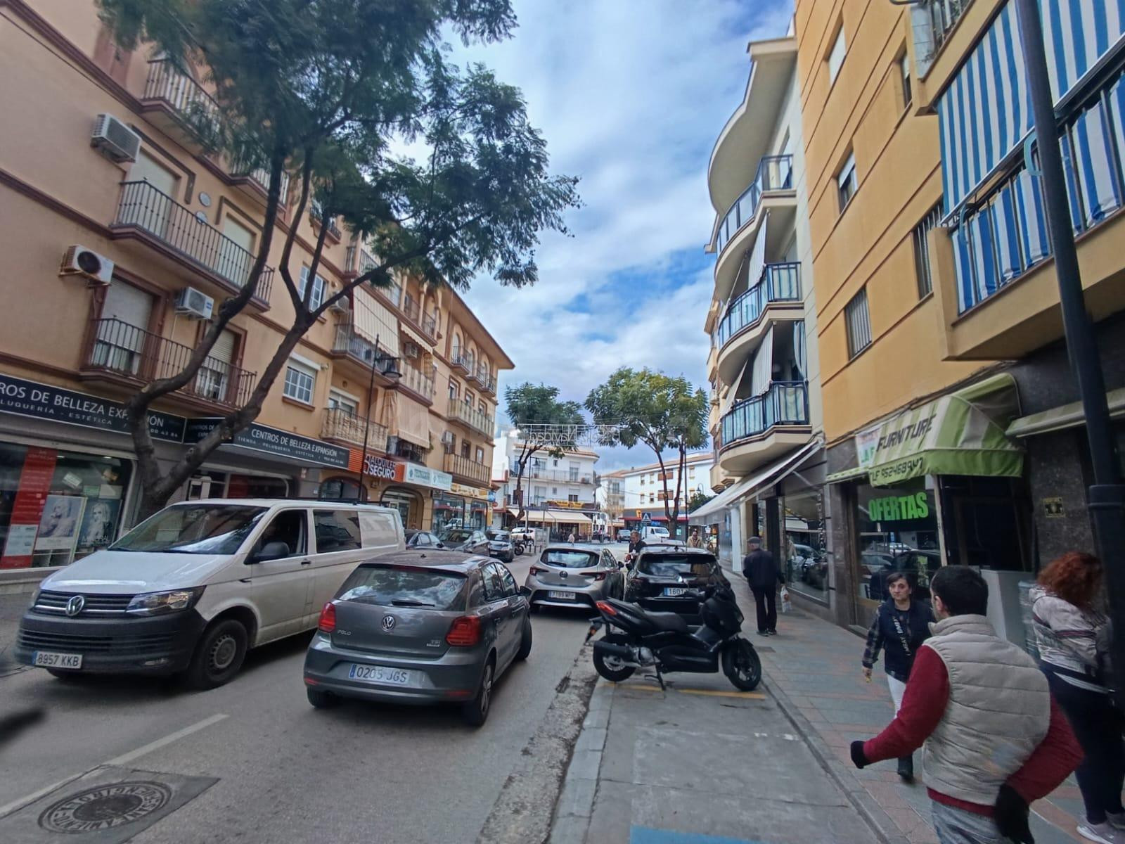 PISO AMPLIO Y LUMINOSO EN CAMINO DE COÍN - foto 33