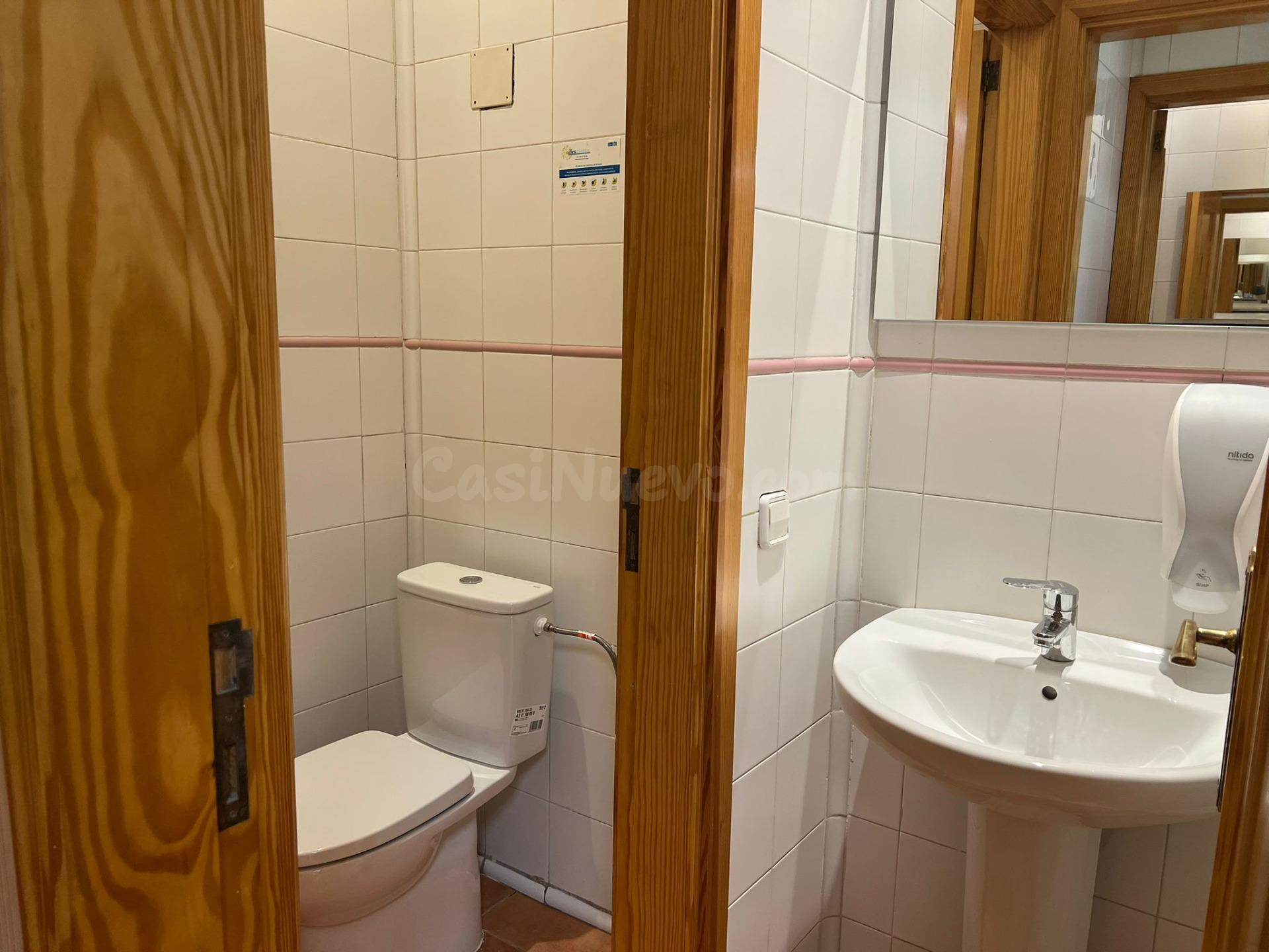 Traspaso de local reformado en Son Cotoner – listo para empe - foto 10