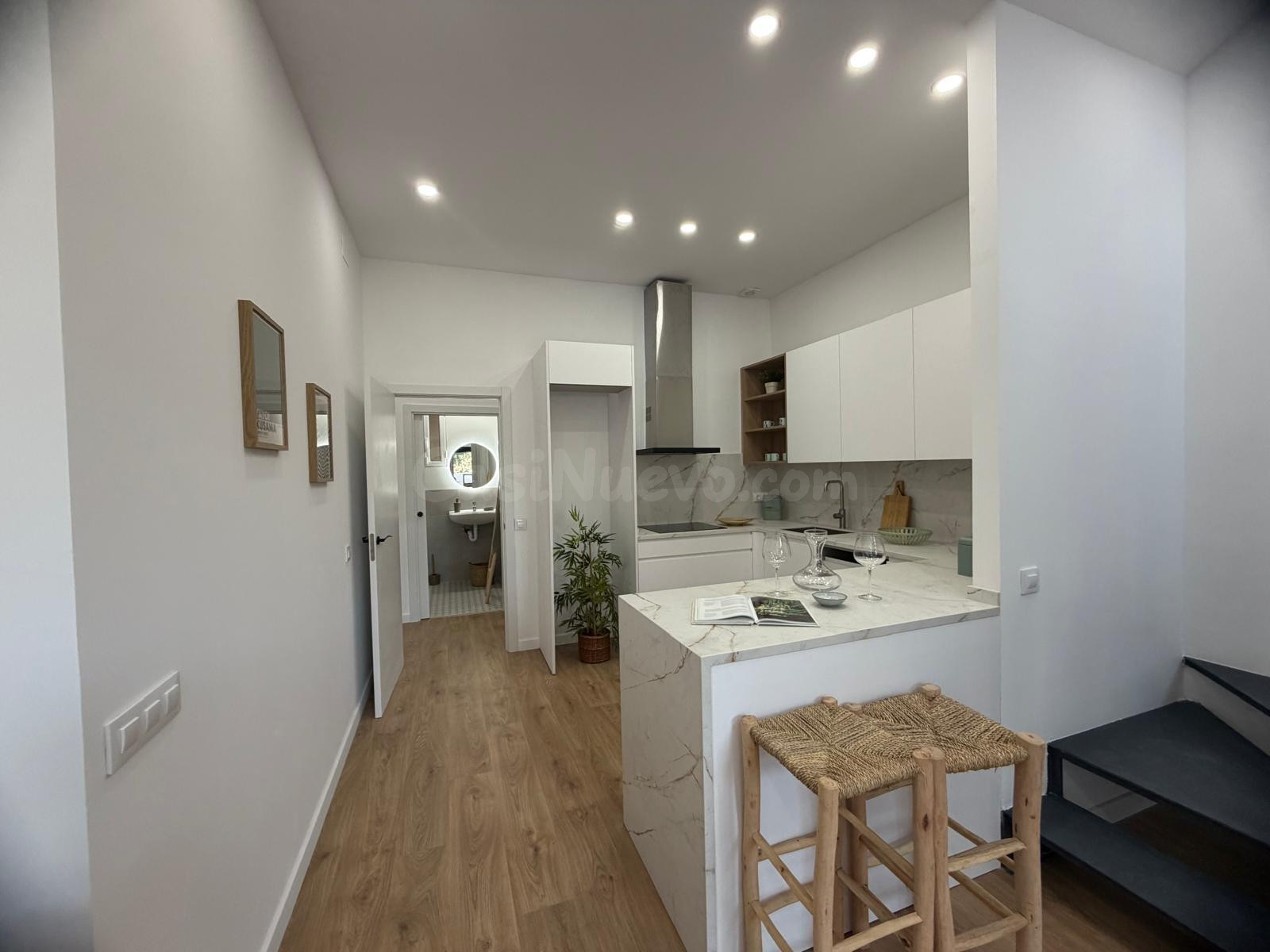 Espectacular dúplex tipo loft reformado con techos de 5 m en - foto 6