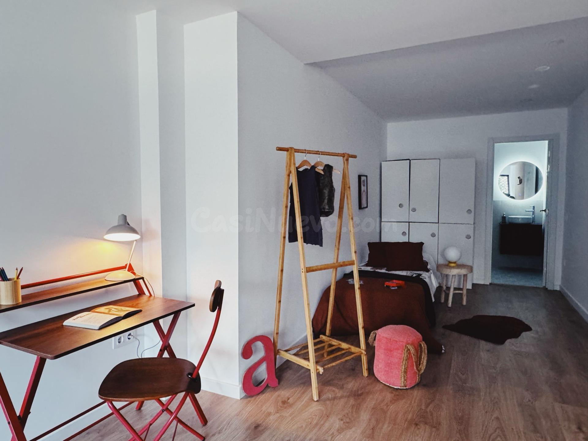 Espectacular dúplex tipo loft reformado con techos de 5 m en - foto 27