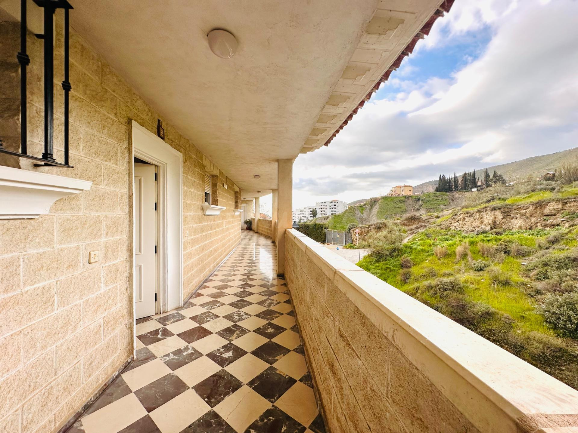 Precioso piso muy cerca de la carretera - foto 7