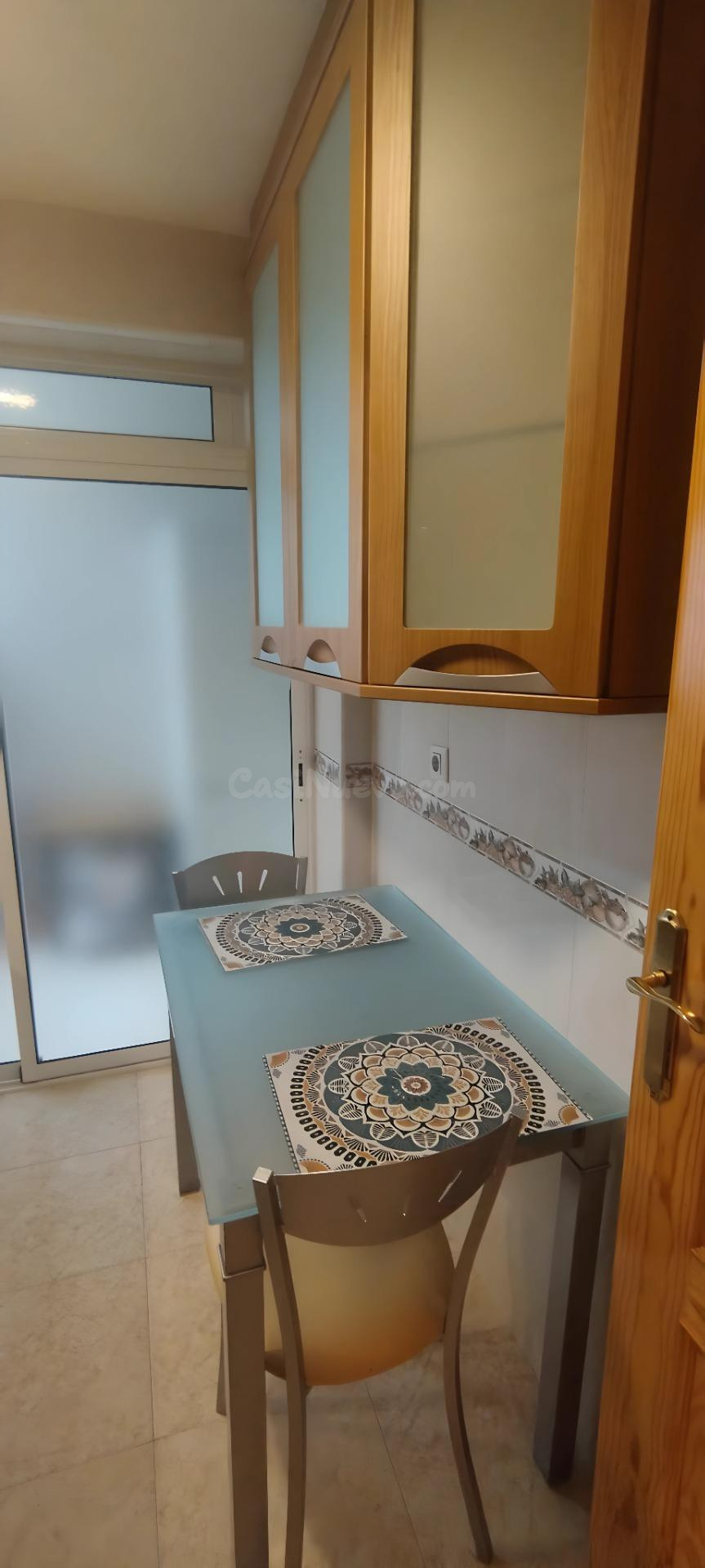 Piso reformado ideal para CHICAS ESTUDIANTES | Parque García - foto 5