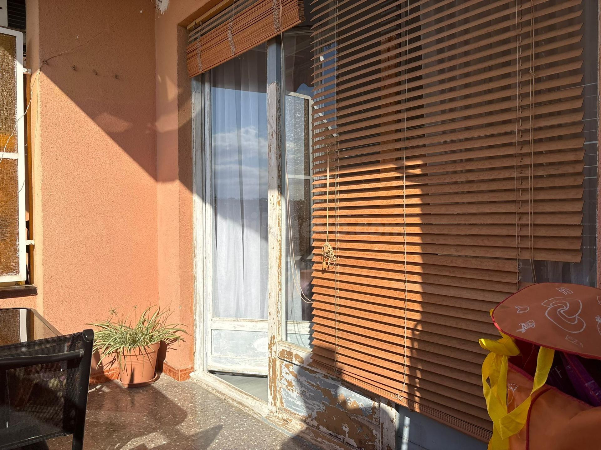 PISO CON MUY BUENAS VISTAS EN CANOVELLES!!! - foto 3