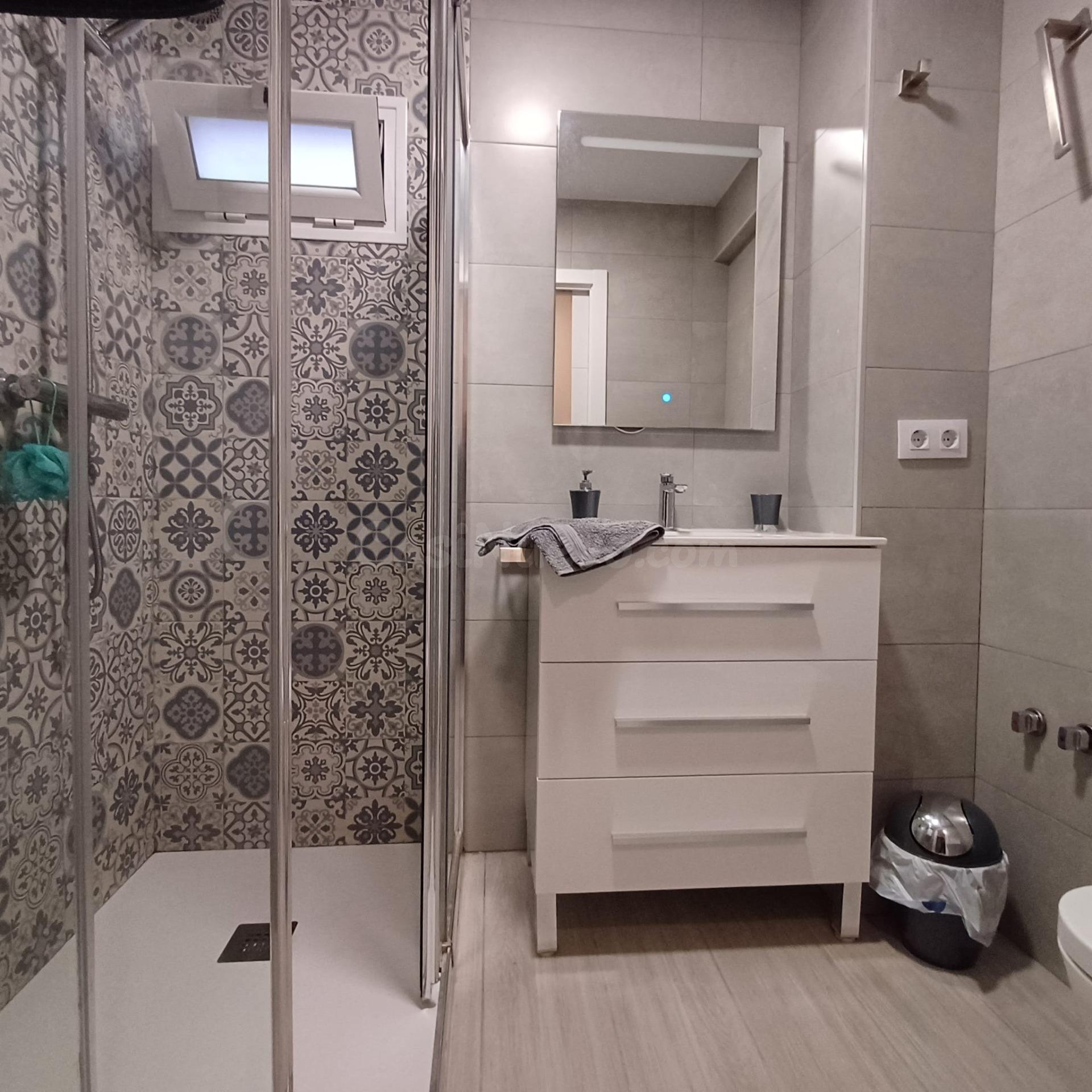 ¡¡¡ PISO EN PARQUE CRUZ CONDE !!! - foto 7