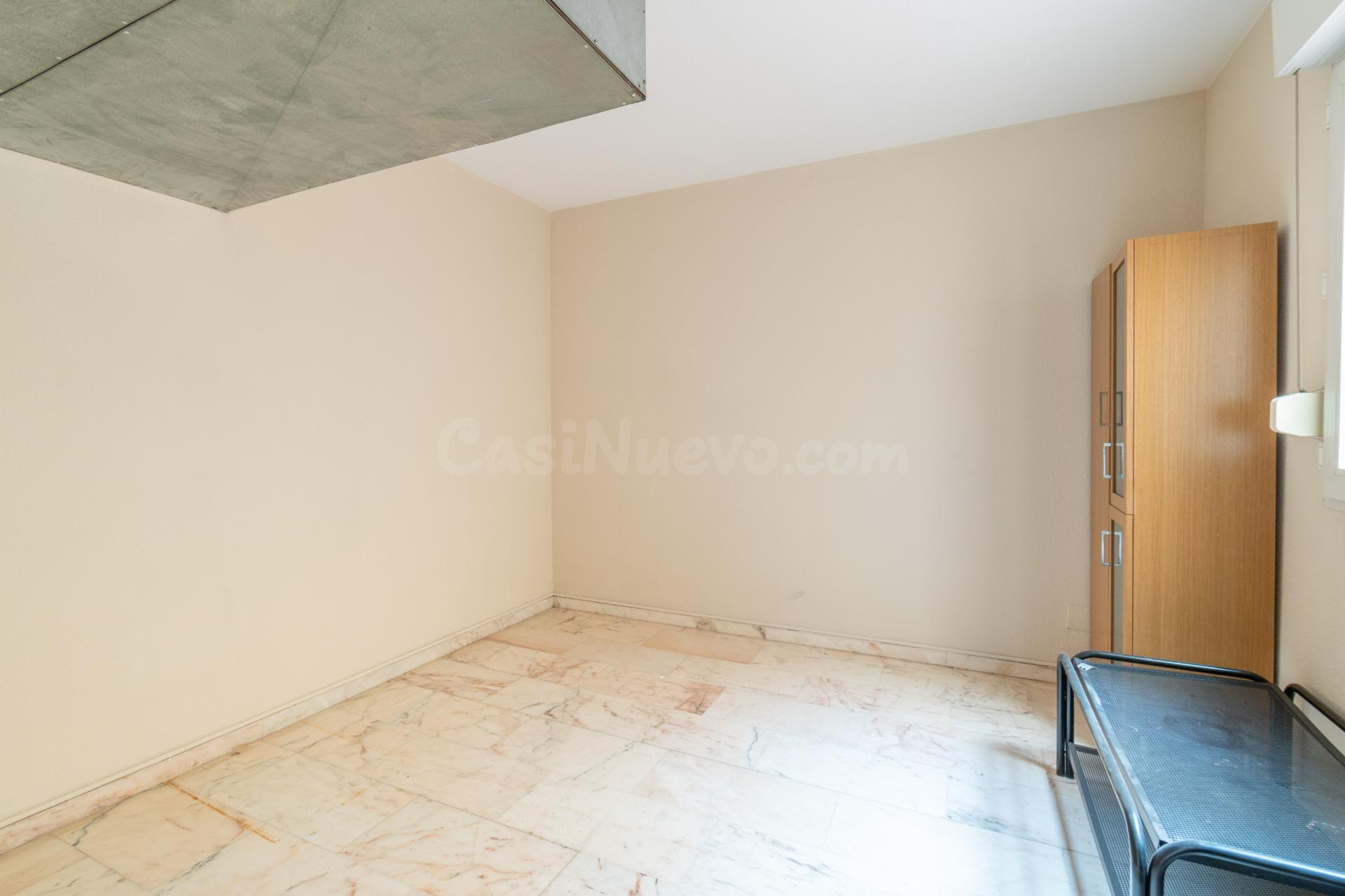 Oportunidad Única: Magnífica Vivienda en el Corazón de Armil - foto 17