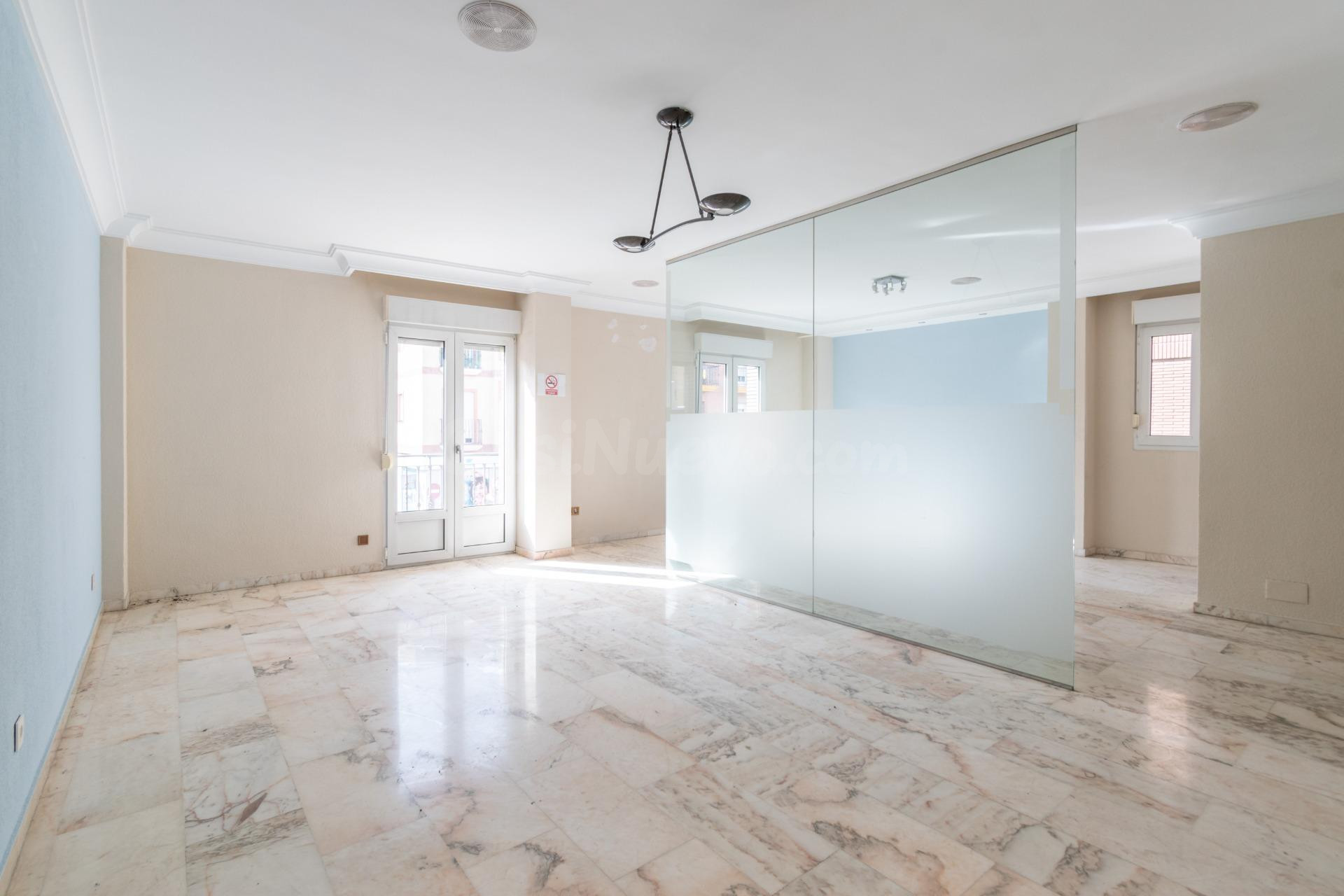 Oportunidad Única: Magnífica Vivienda en el Corazón de Armil - foto 25