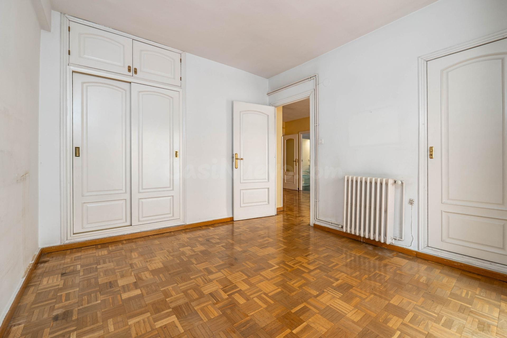 Precioso piso de 213 m2 en Pedro Antonio de Alarcón esquina  - foto 30