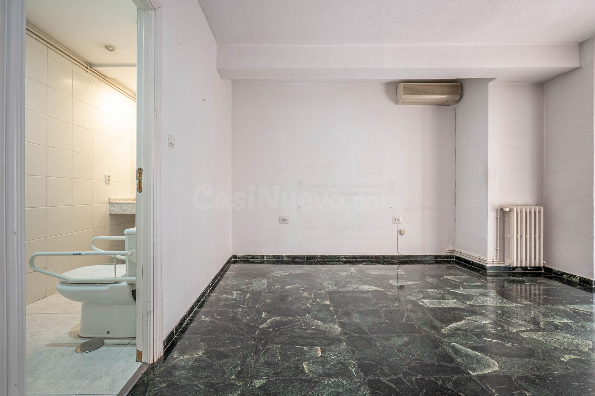 Precioso piso de 213 m2 en Pedro Antonio de Alarcón esquina  - foto 33