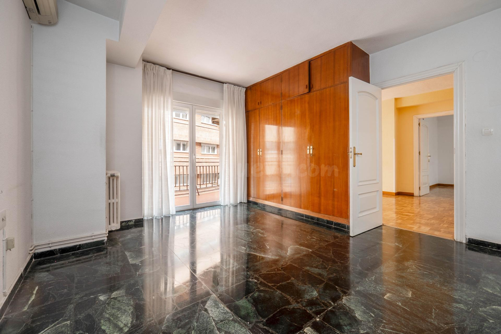 Precioso piso de 213 m2 en Pedro Antonio de Alarcón esquina  - foto 35