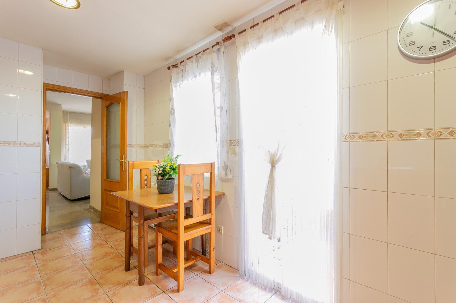 MAGNÍFICA CASA ADOSADA EN PARQUE ALMUNIA - foto 12