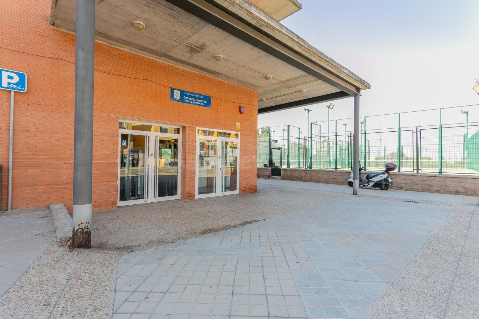 MAGNÍFICA CASA ADOSADA EN PARQUE ALMUNIA - foto 46