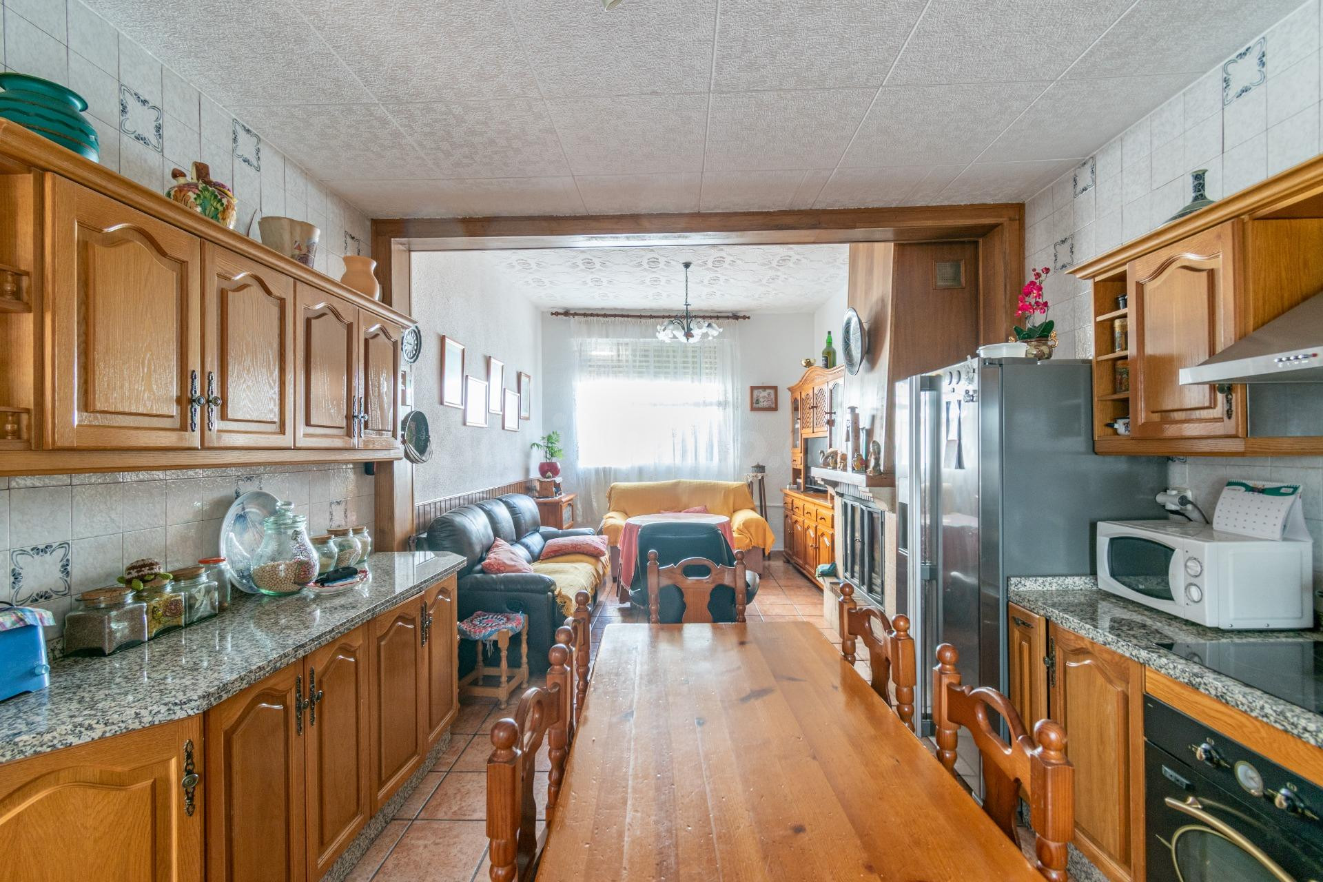 Gran Casa en Esquina en Atarfe – 4 Dormitorios, Piscina, Gar - foto 50