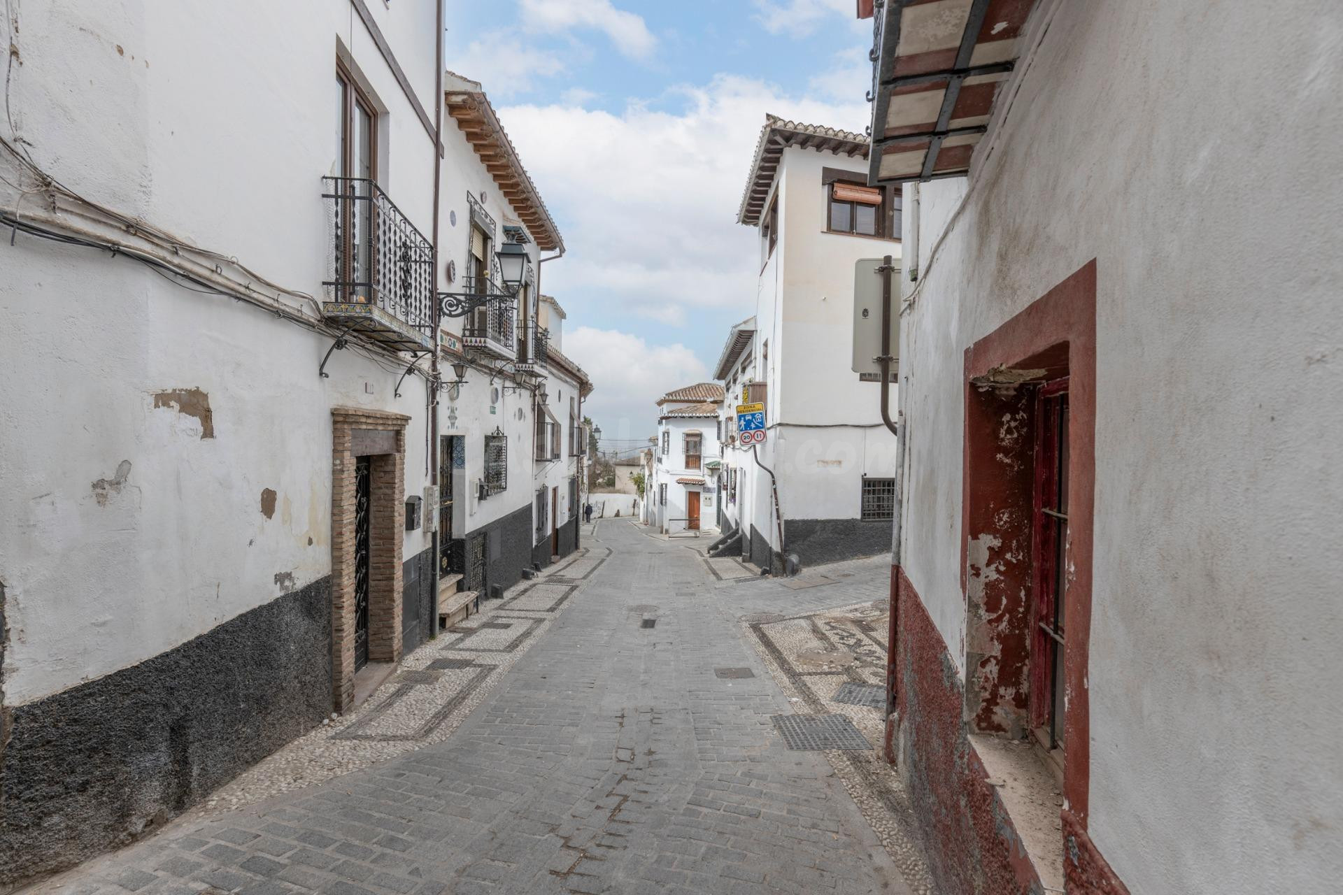 ATENCIÓN AMANTES DEL ALBAYZIN....BONITA CASA JUNTO A LA MURA - foto 7