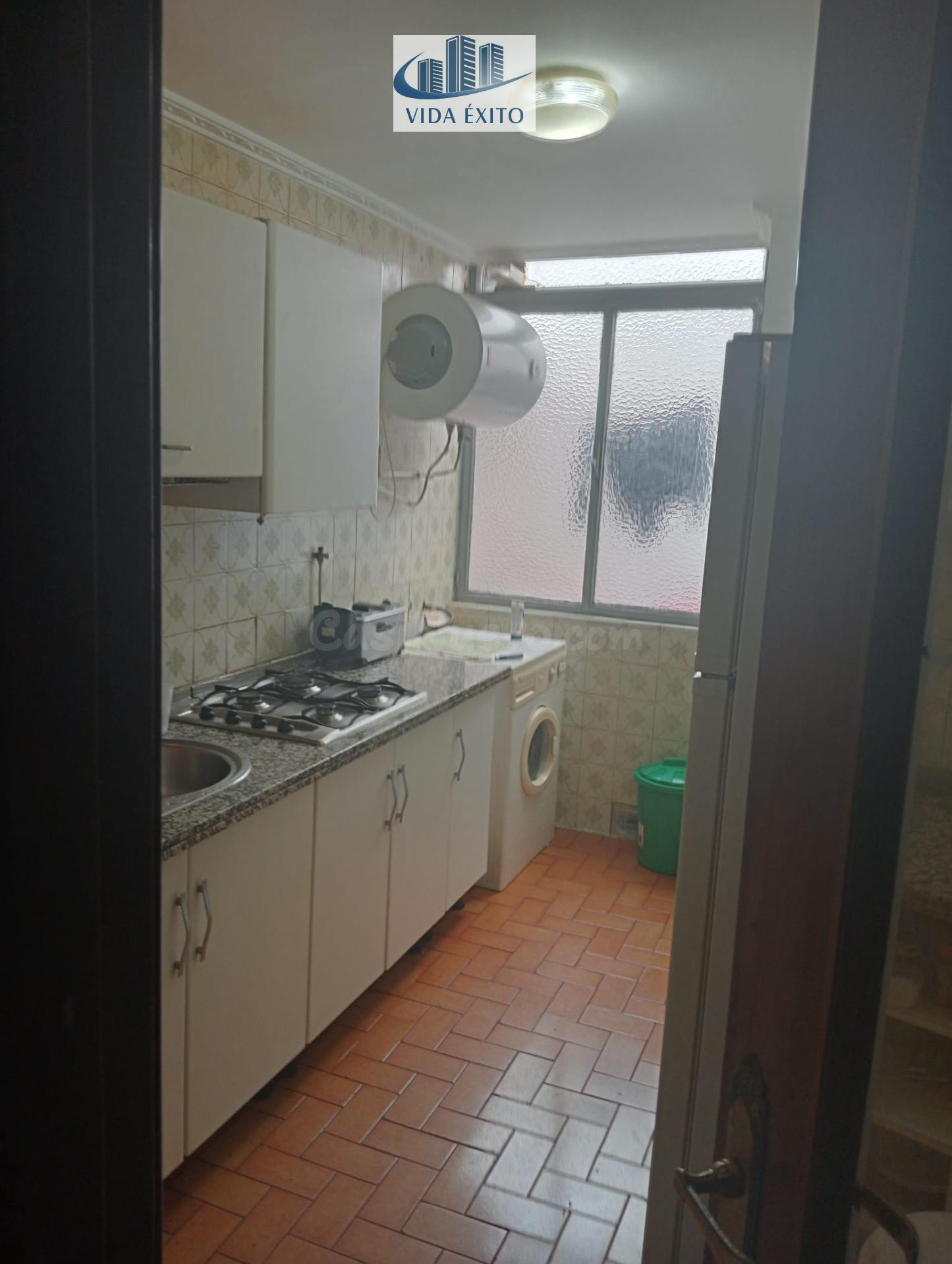 PISO EN LA CIRCUNVALACIÓN - foto 5