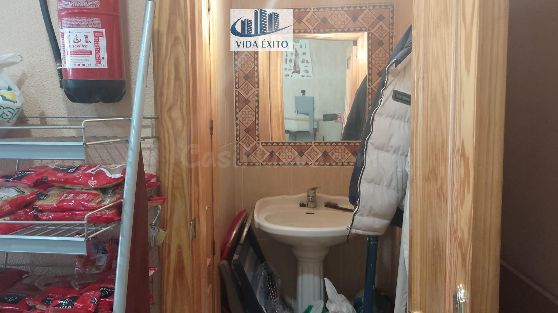 LOCAL EN LINARES - foto 12