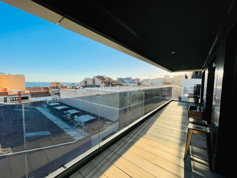 Piso esquinero con terraza, vistas al mar, aerotermia, domót - foto 4