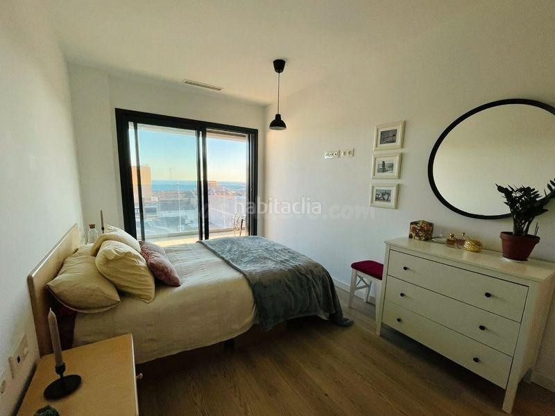 Piso esquinero con terraza, vistas al mar, aerotermia, domót - foto 15