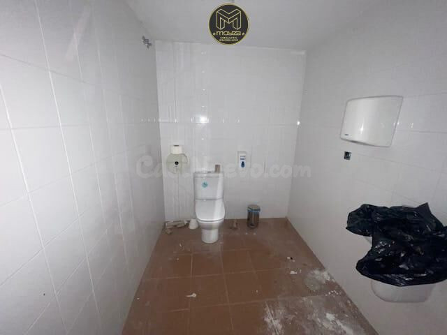 LOCAL EN ALHAURIN DE LA TORRE MALÁGA - foto 11