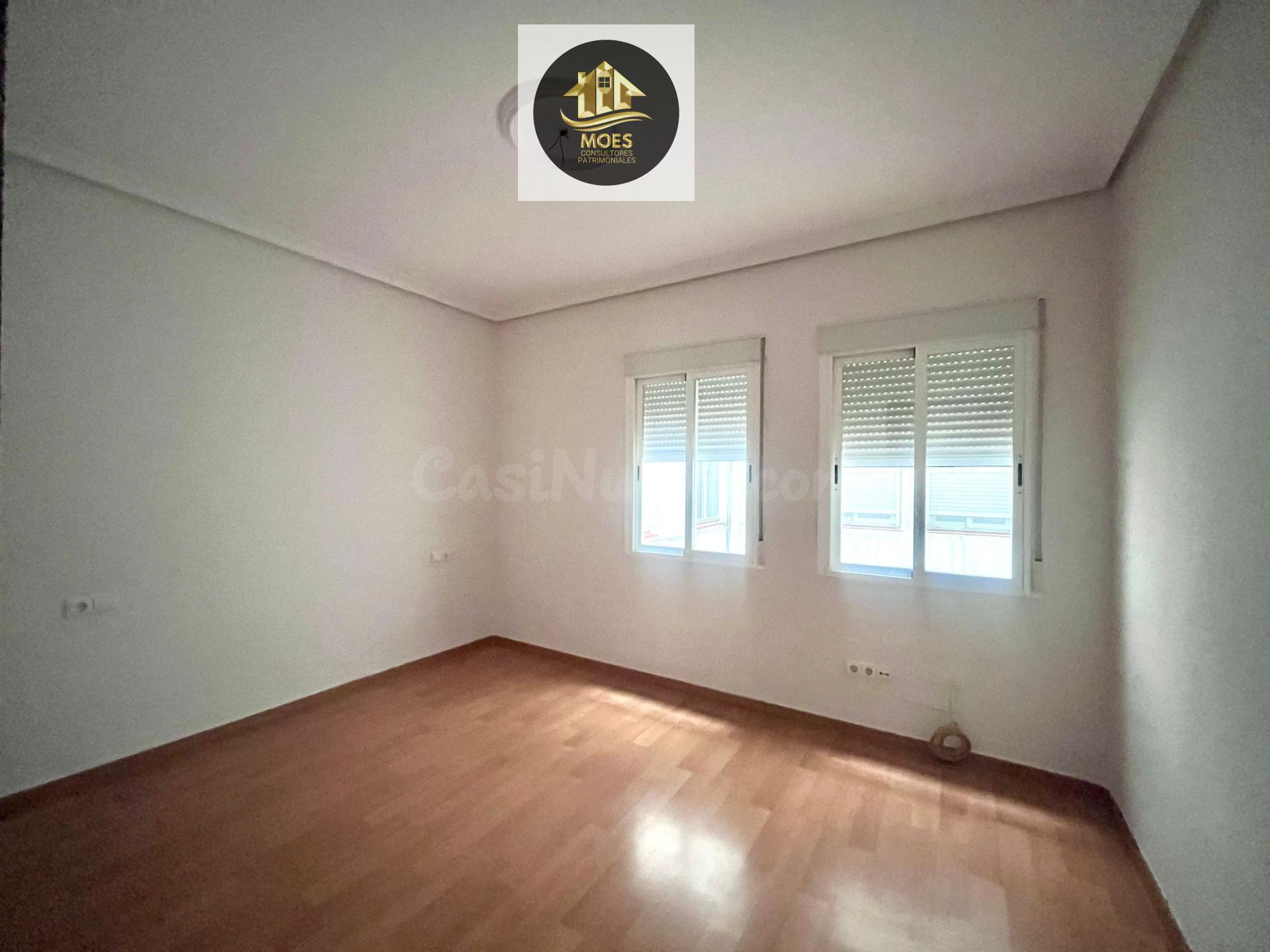 PISO  EN ÚBEDA - foto 6