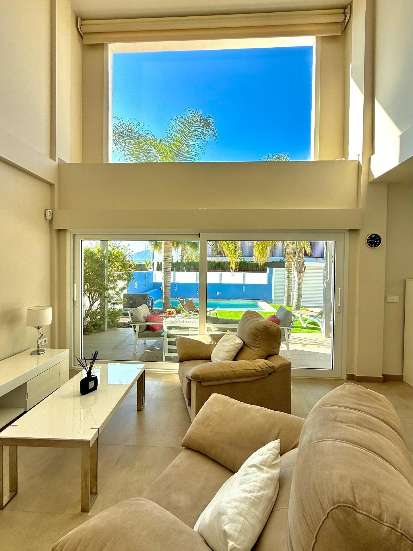 Villa con piscina en Mar de Cristal – diseño y tranquilidad  - foto 2