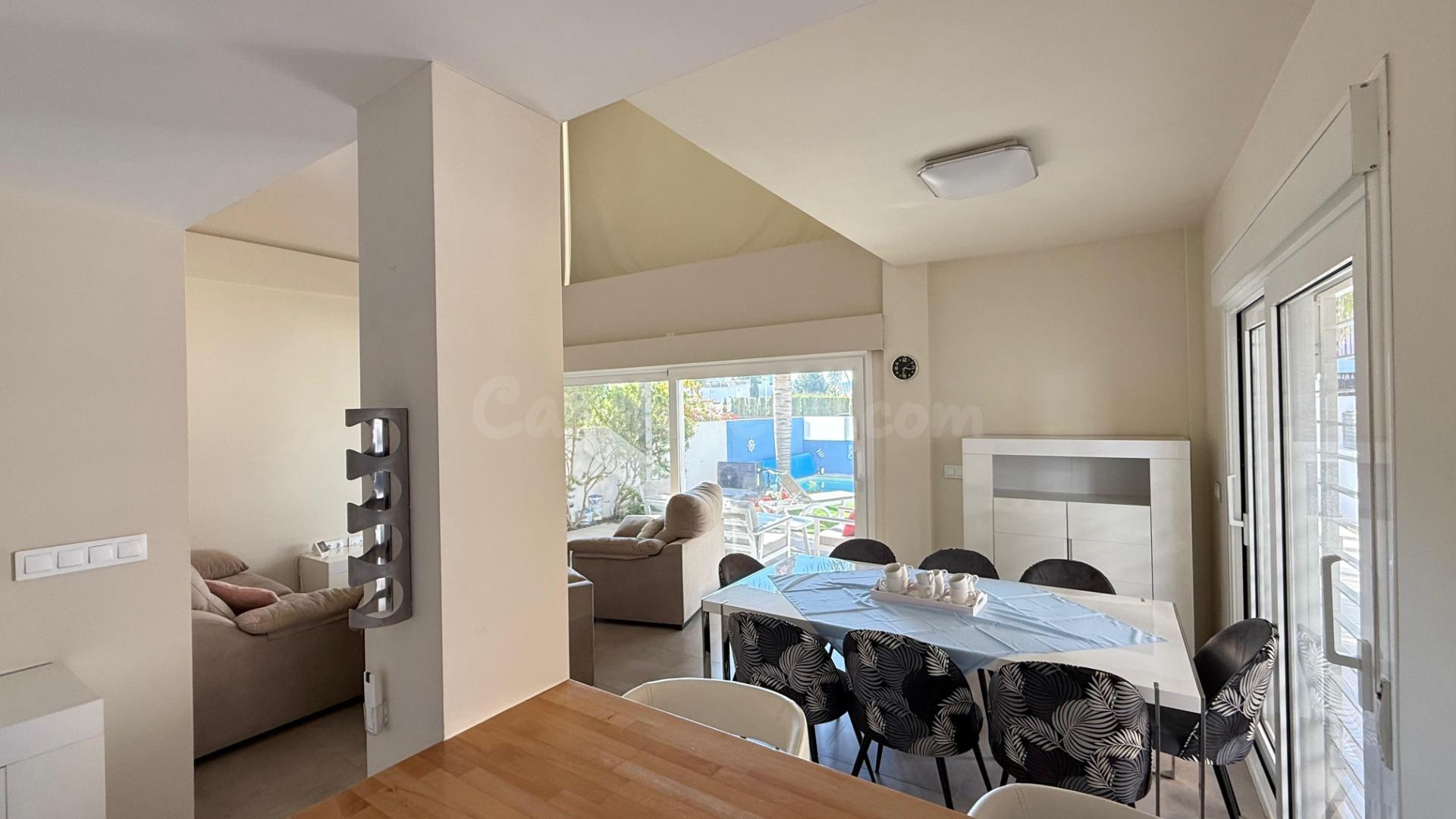 Villa con piscina en Mar de Cristal – diseño y tranquilidad  - foto 4