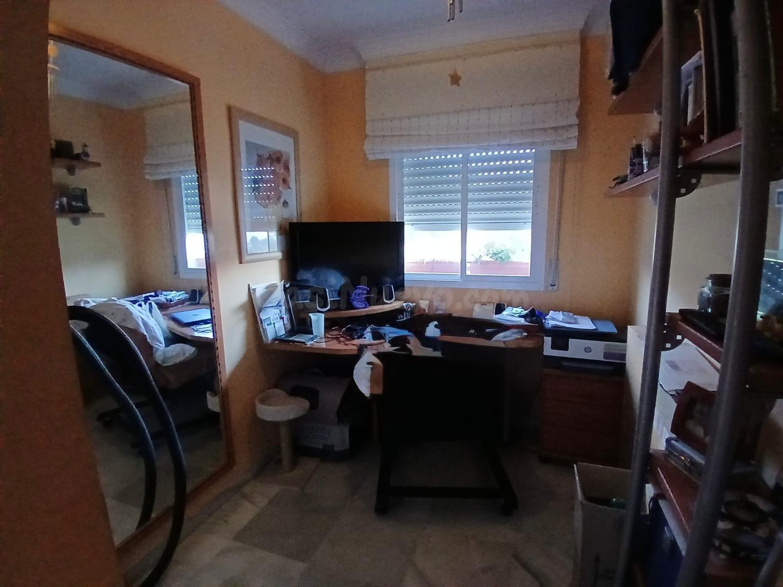 FANTASTICO PISO CON VISTAS AL MAR EN LA CALA DEL MORAL - foto 12