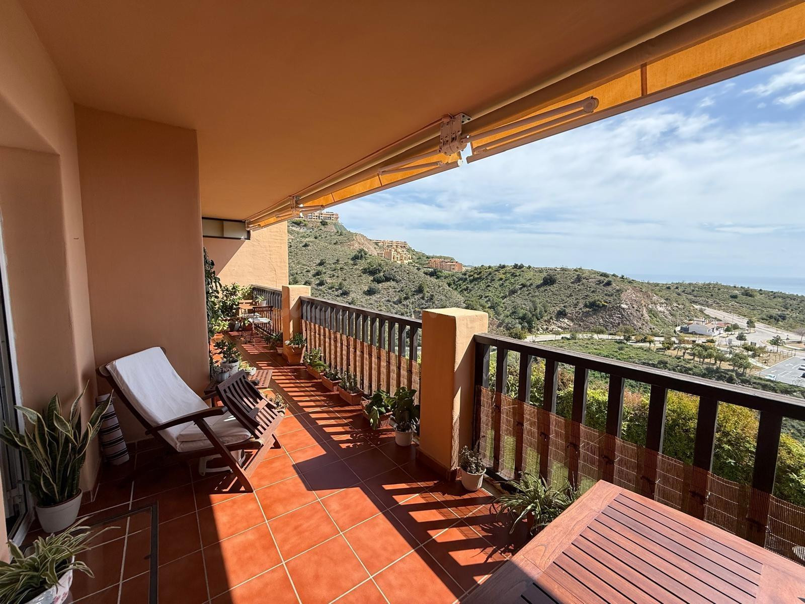 FANTASTICO PISO PARA ENTRAR A VIVIR CON VISTAS AL MAR EN LA  - foto 3