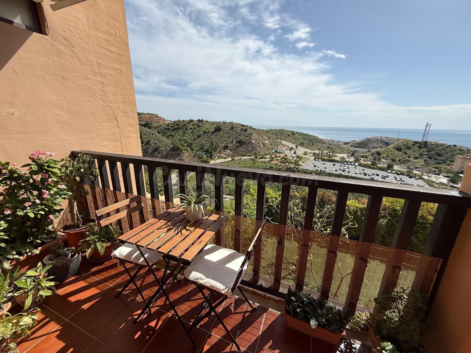 FANTASTICO PISO PARA ENTRAR A VIVIR CON VISTAS AL MAR EN LA  - foto 5