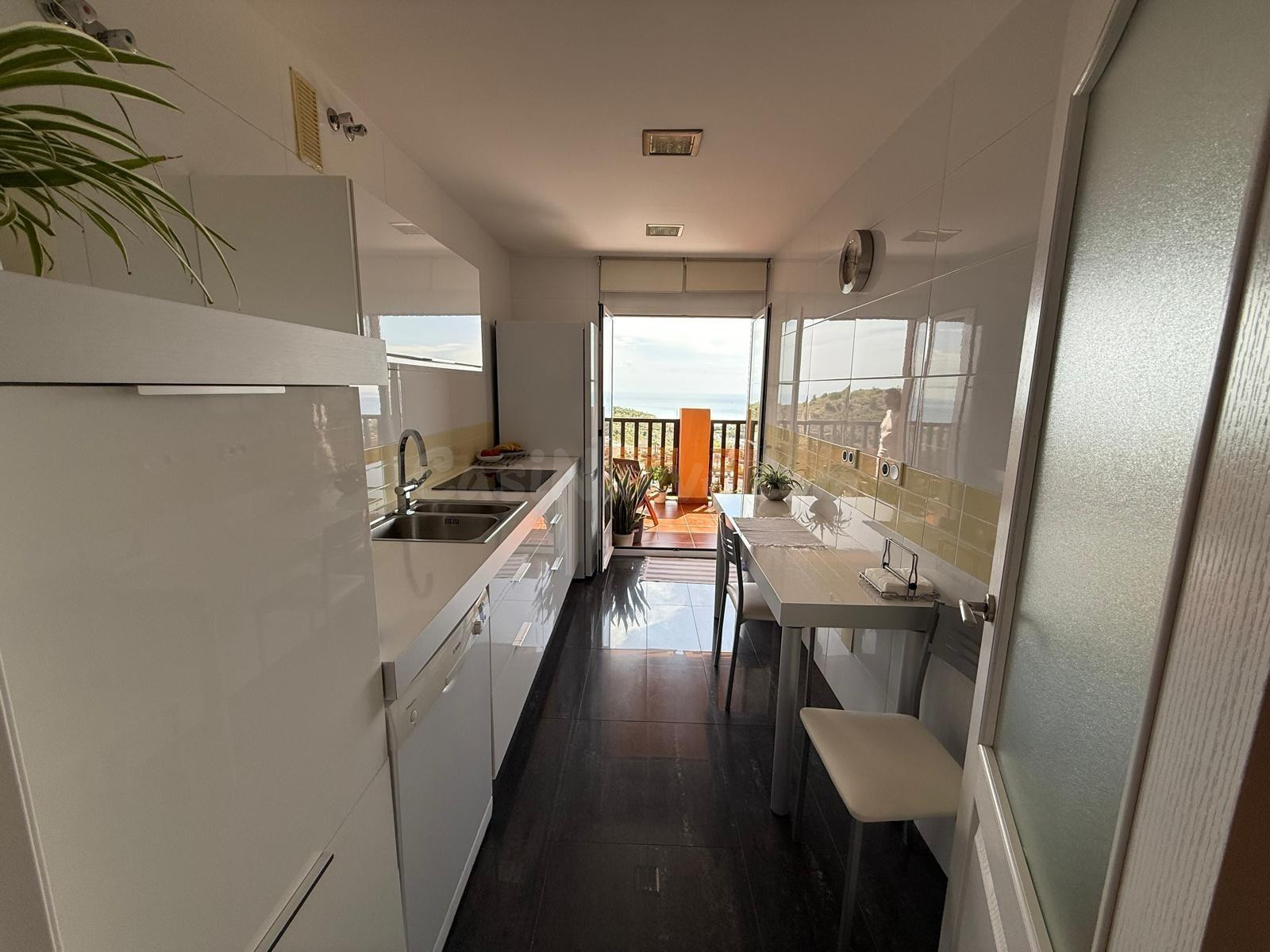 FANTASTICO PISO PARA ENTRAR A VIVIR CON VISTAS AL MAR EN LA  - foto 16