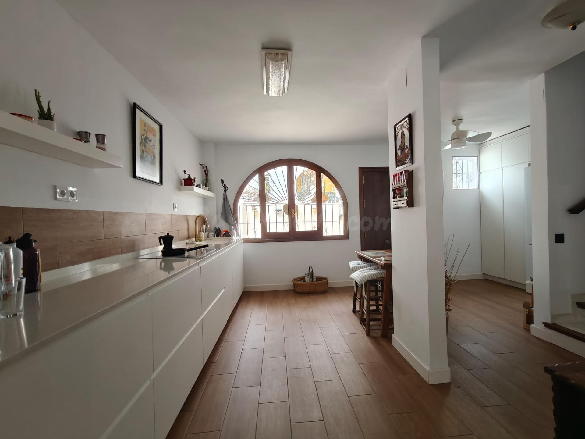 CHALET PAREADO CON VISTAS PANORÁMICAS A LA BAHÍA Y SOLÁRIUM  - foto 26