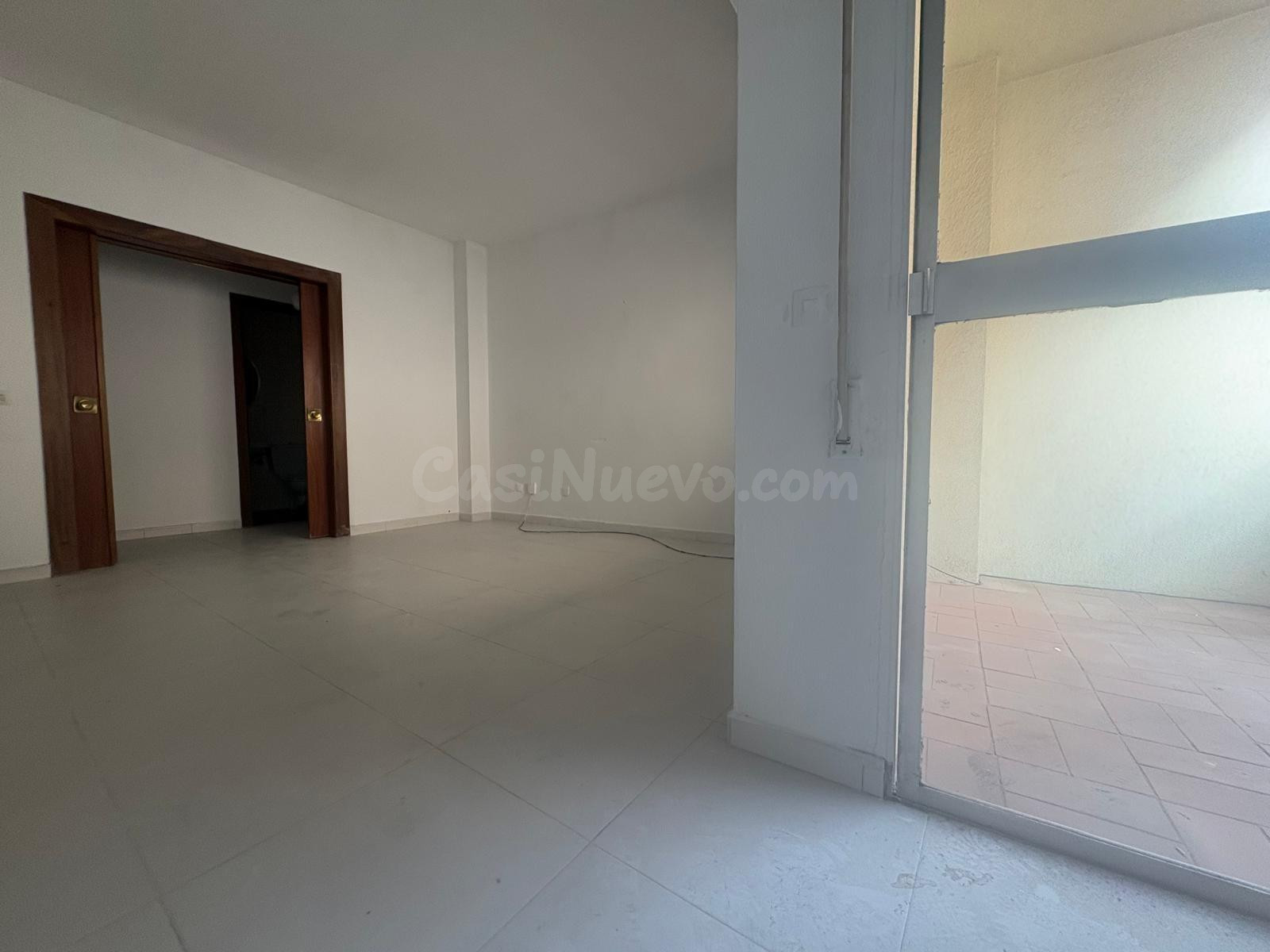 Vivienda en venta en Algeciras Centro, con terraza, ascensor - foto 2