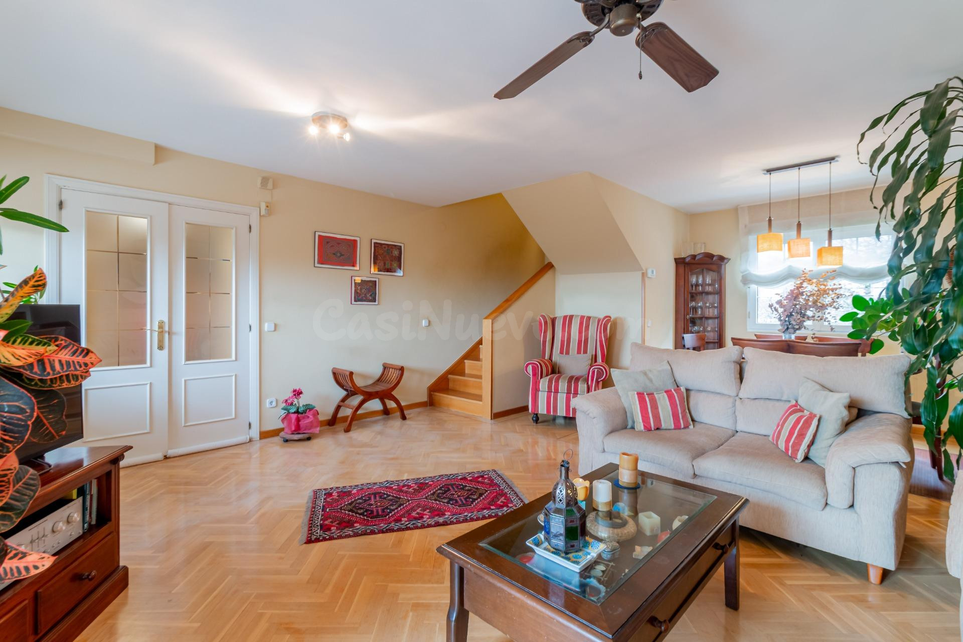 Se vende amplio y luminoso ático dúplex con magnífica terraz - foto 12