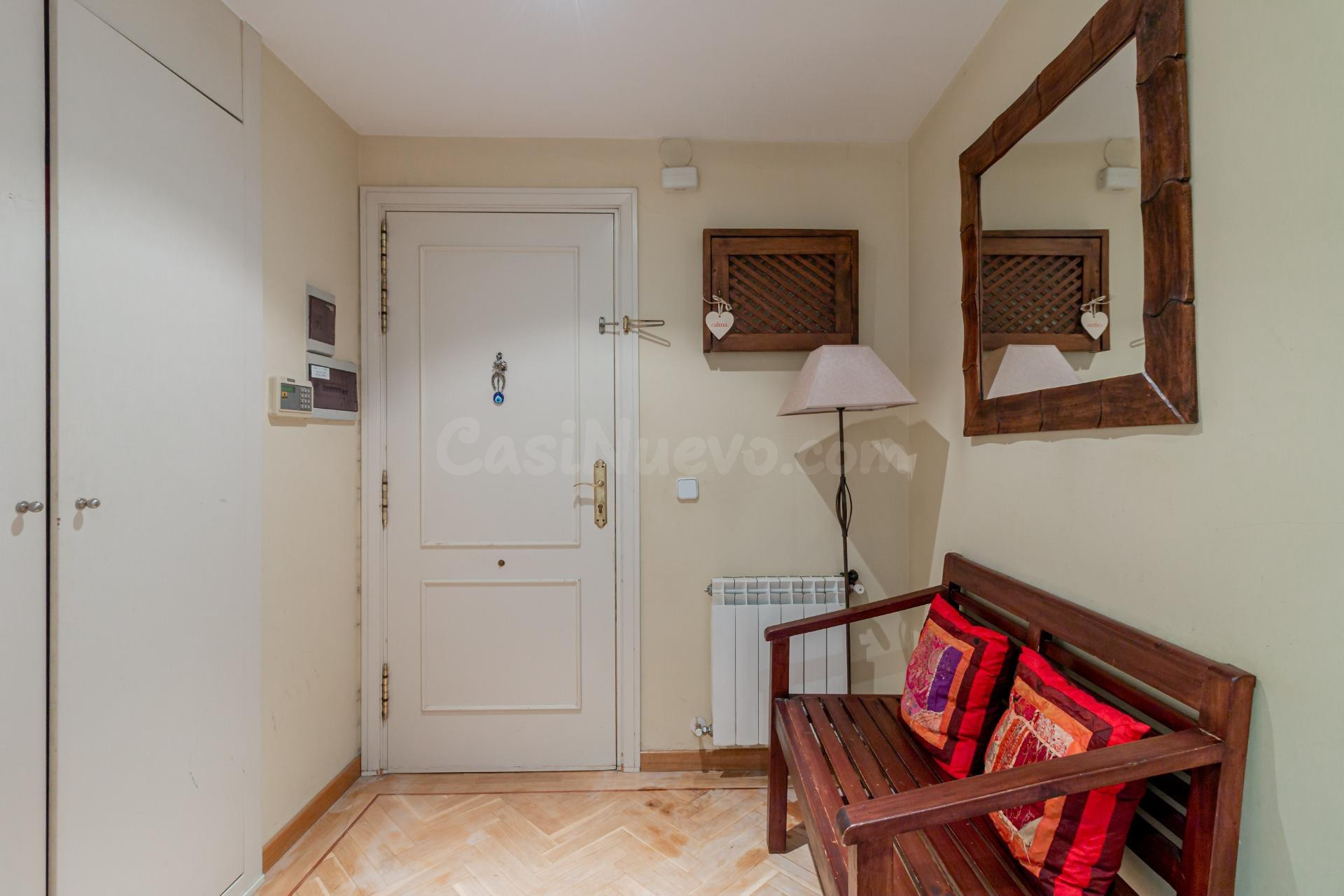 Se vende amplio y luminoso ático dúplex con magnífica terraz - foto 19