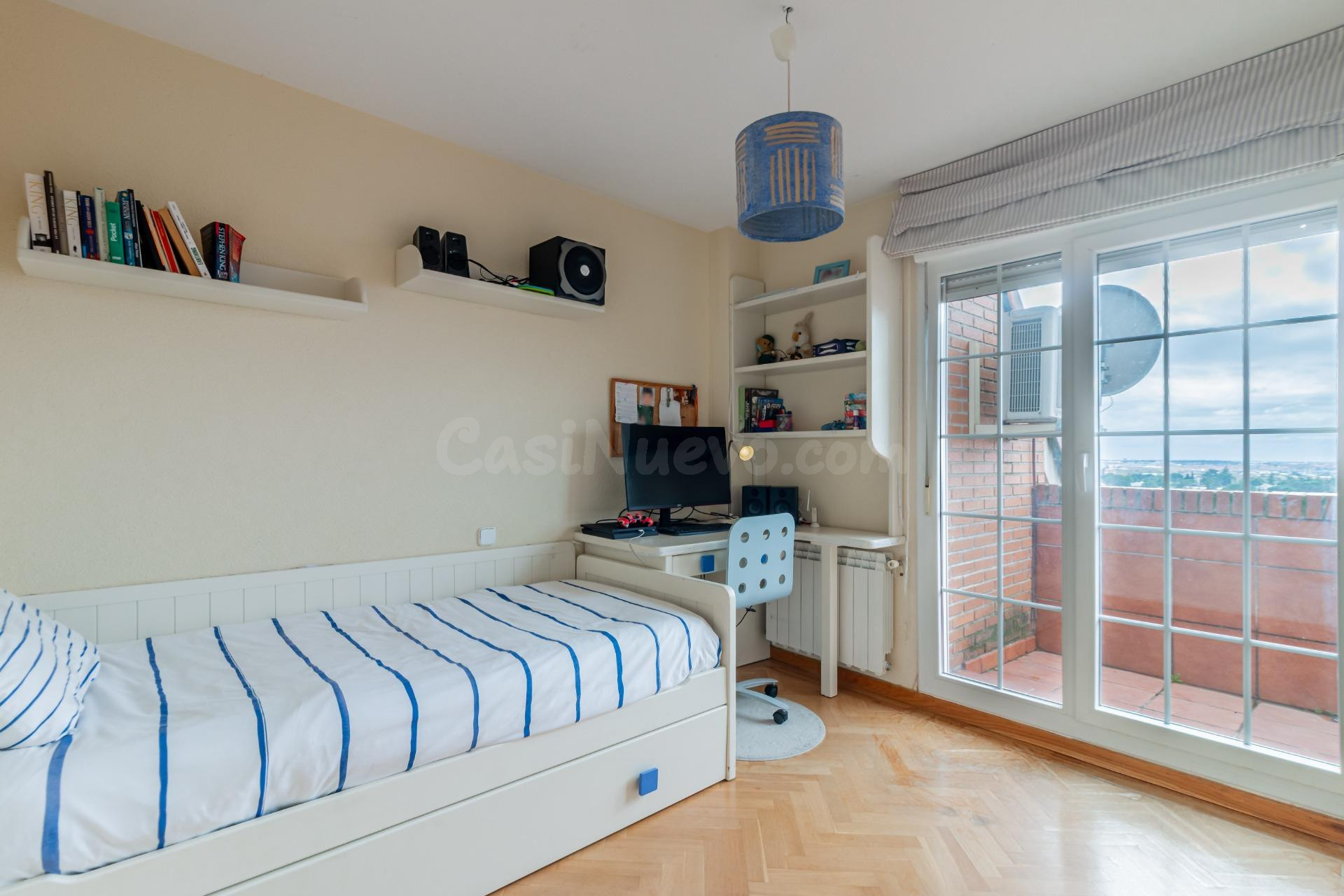 Se vende amplio y luminoso ático dúplex con magnífica terraz - foto 30