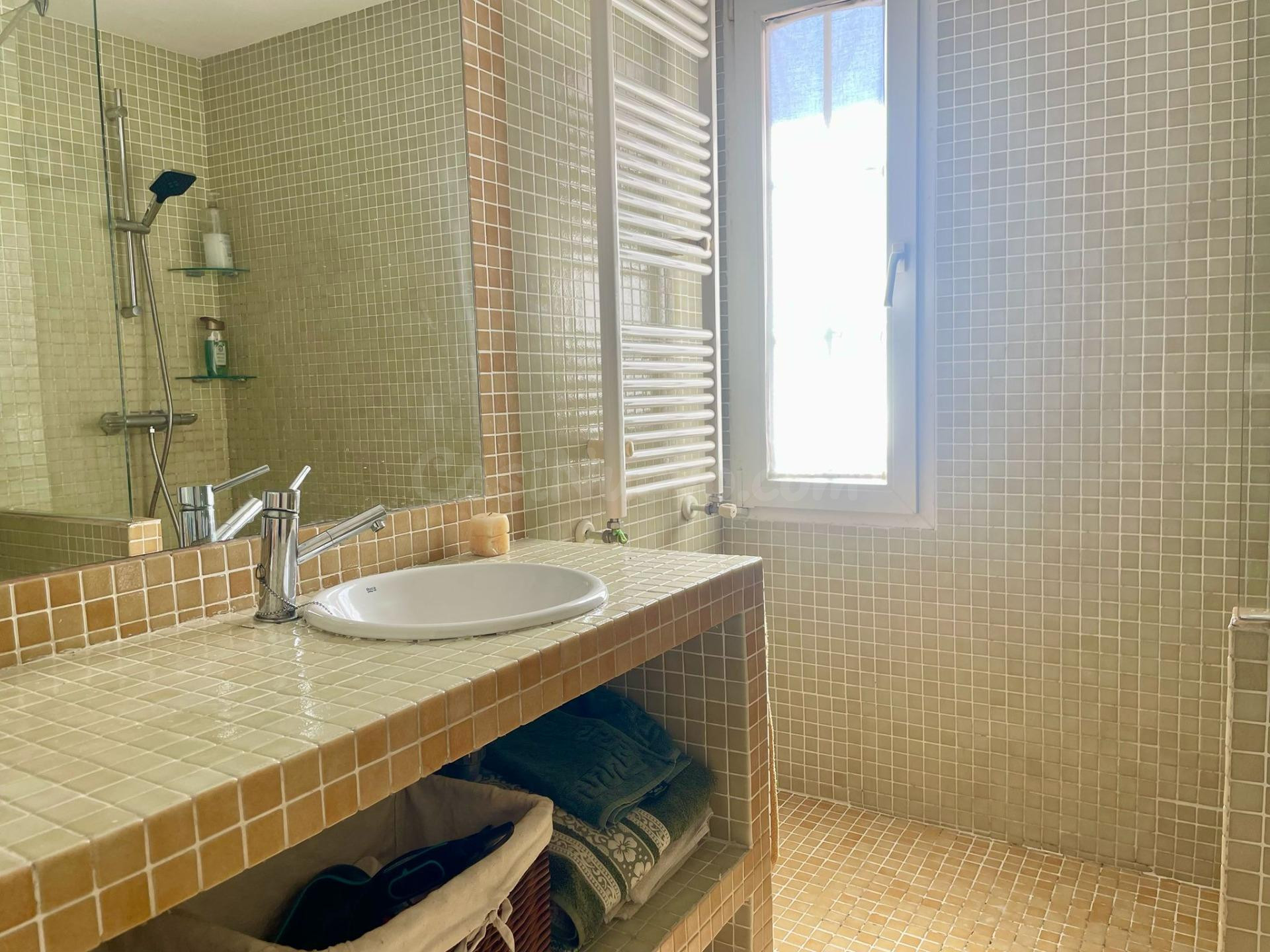 Se vende amplio y luminoso ático dúplex con magnífica terraz - foto 36