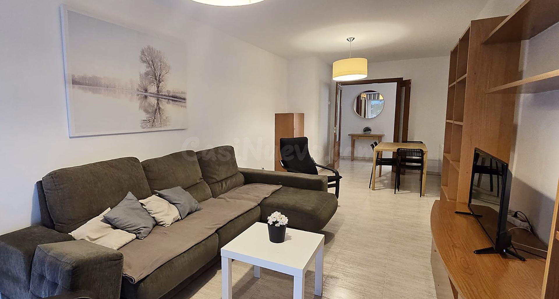 ESTUDIANTES, PISO CON PLAZA DE GARAJE EN LA CALLE ERAS DE MÓSTOLES DE VILLANUEVA DE LA CAÑADA