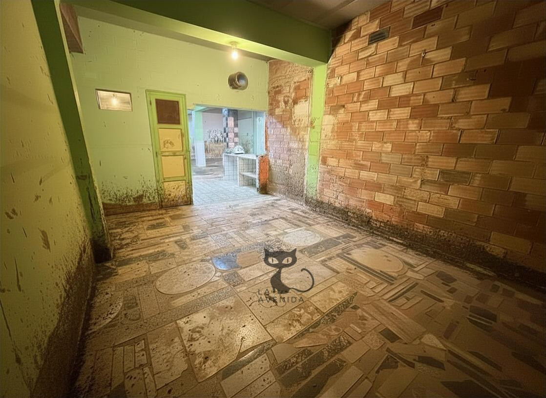 Local comercial en venta en Catarroja –  Ideal inversión o n - foto 11