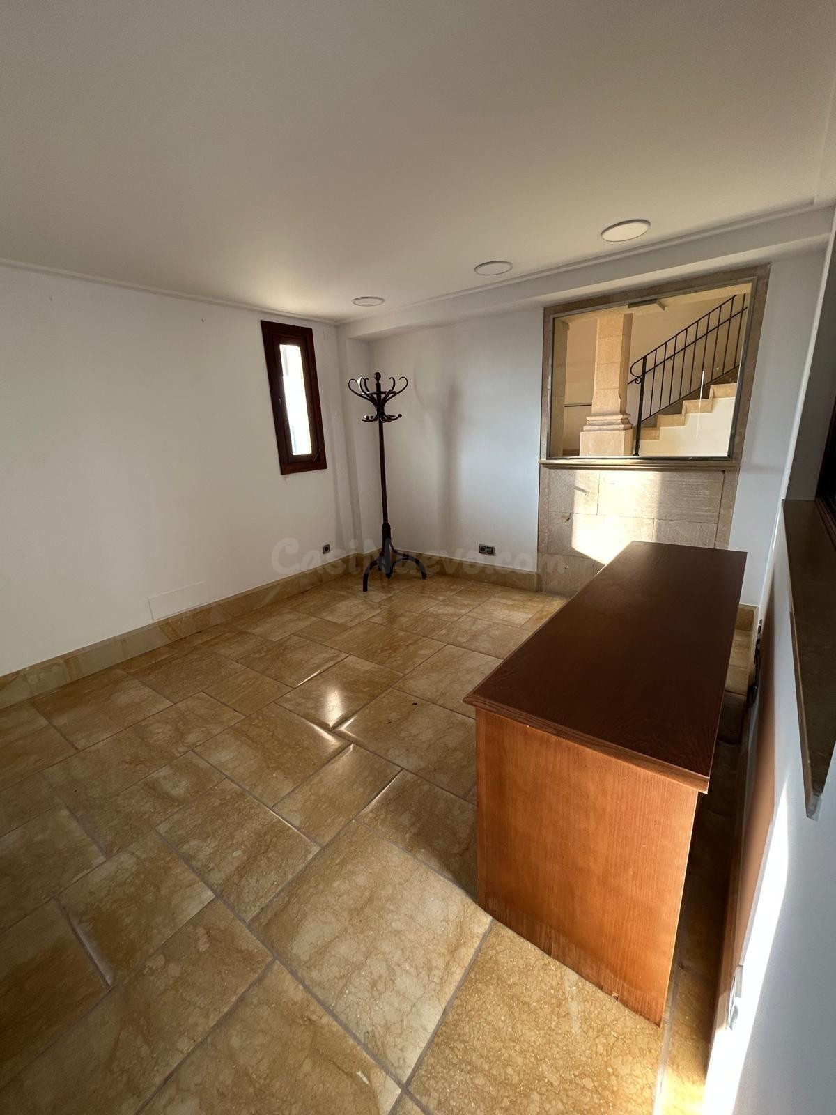 NAVE-MARMOLERÍA CON OFICINA - foto 6