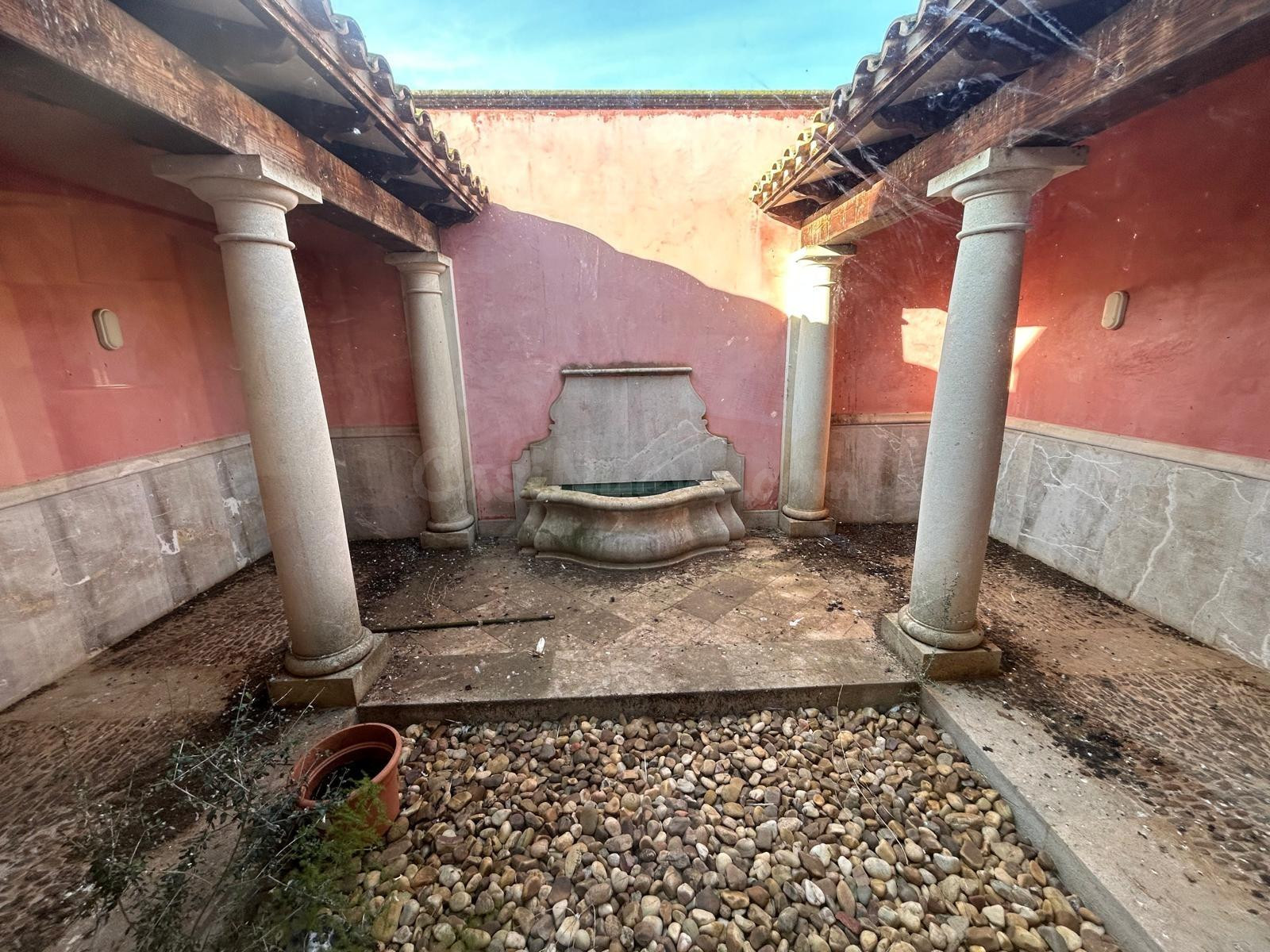 NAVE-MARMOLERÍA CON OFICINA - foto 9