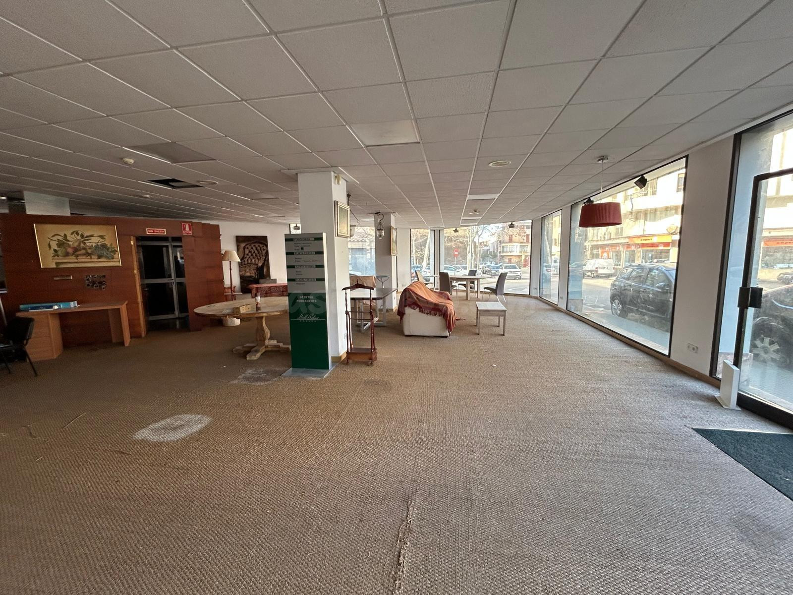 EDIFICIO COMERCIAL EN MANACOR - foto 5