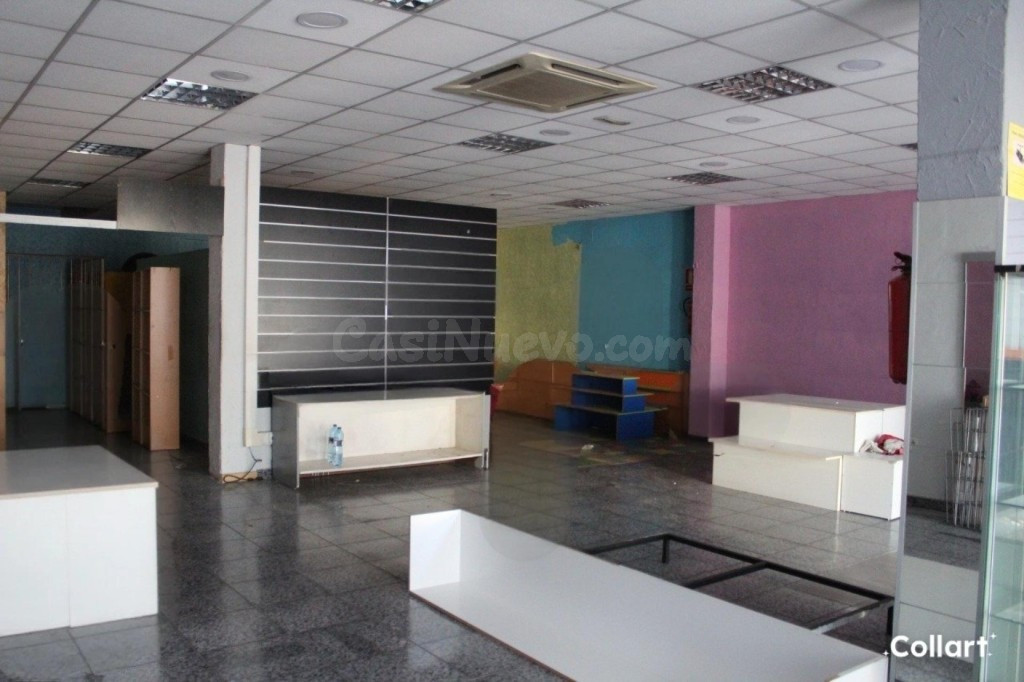 Amplio local comercial de 196 m2 - foto 3
