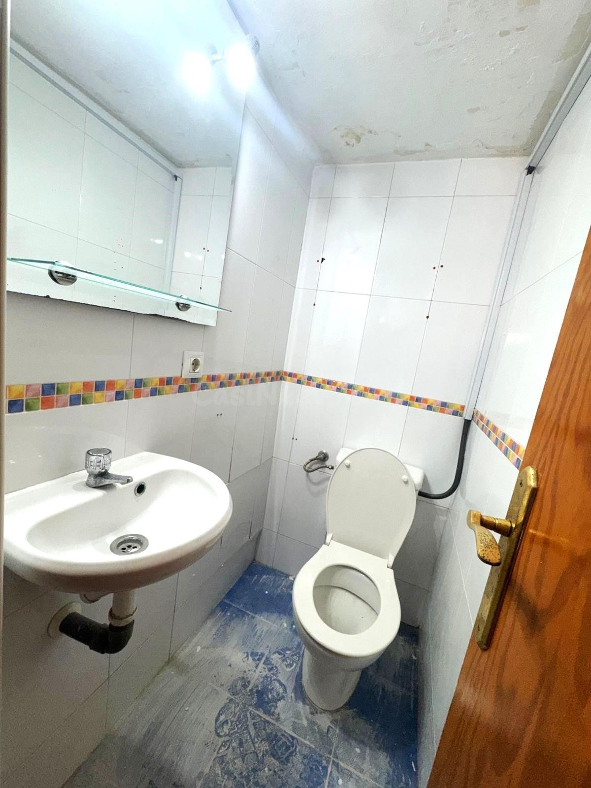 Local Comercial en Alquiler - Almería - foto 9