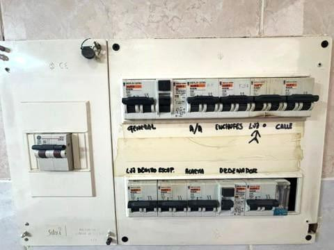 Local Comercial en Alquiler - Almería - foto 14