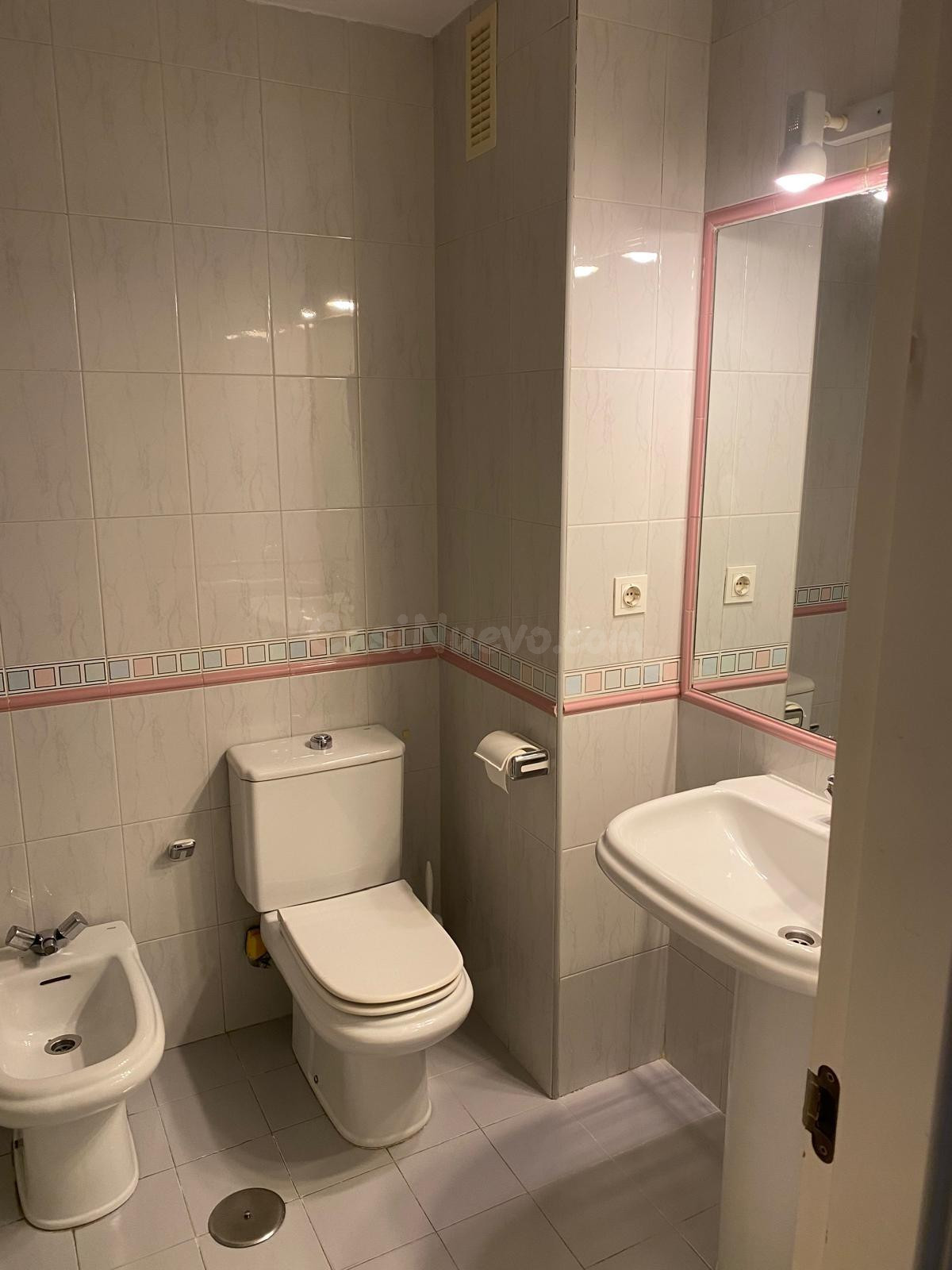 Nervion, Ramon y Cajal. Excelente y bonito apartamento amueb - foto 15