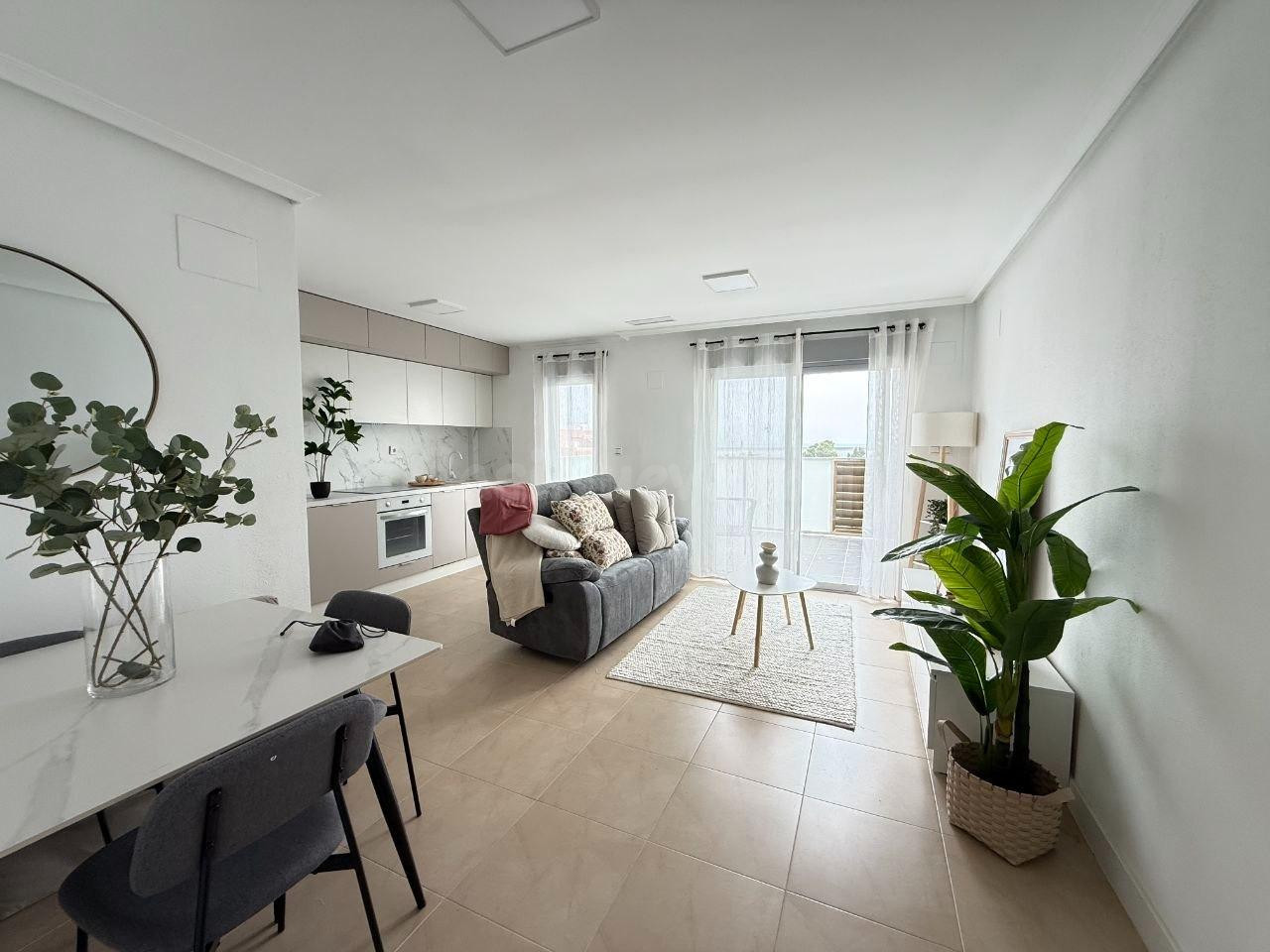 Amplio apartamento de 3 habitaciones a 100 m de la playa | T - foto 3