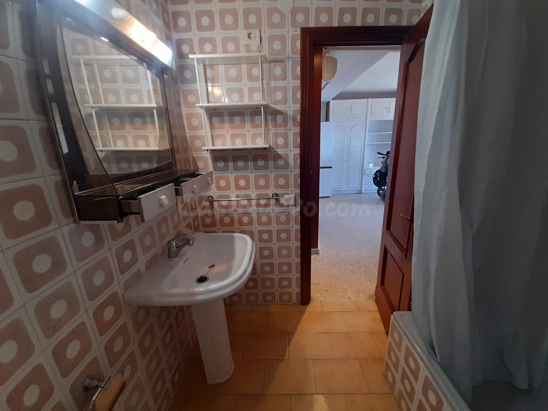 ¡¡ DESCUBRE UNA OPORTUNIDAD UNICA FRENTE AL MAR EN CÁDIZ !! - foto 8