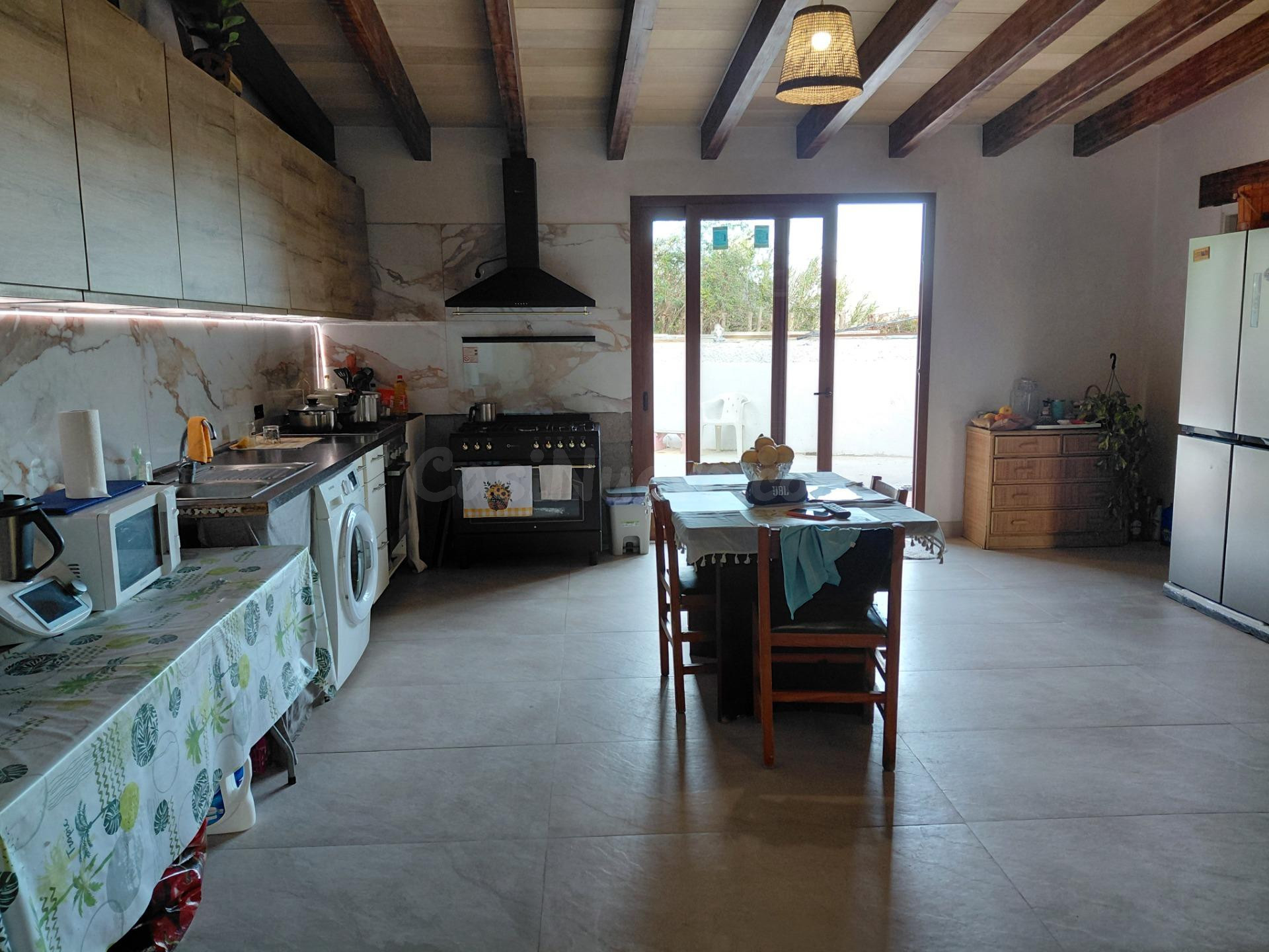 Finca rústica con vistas despejadas y reforma de alta calida - foto 12