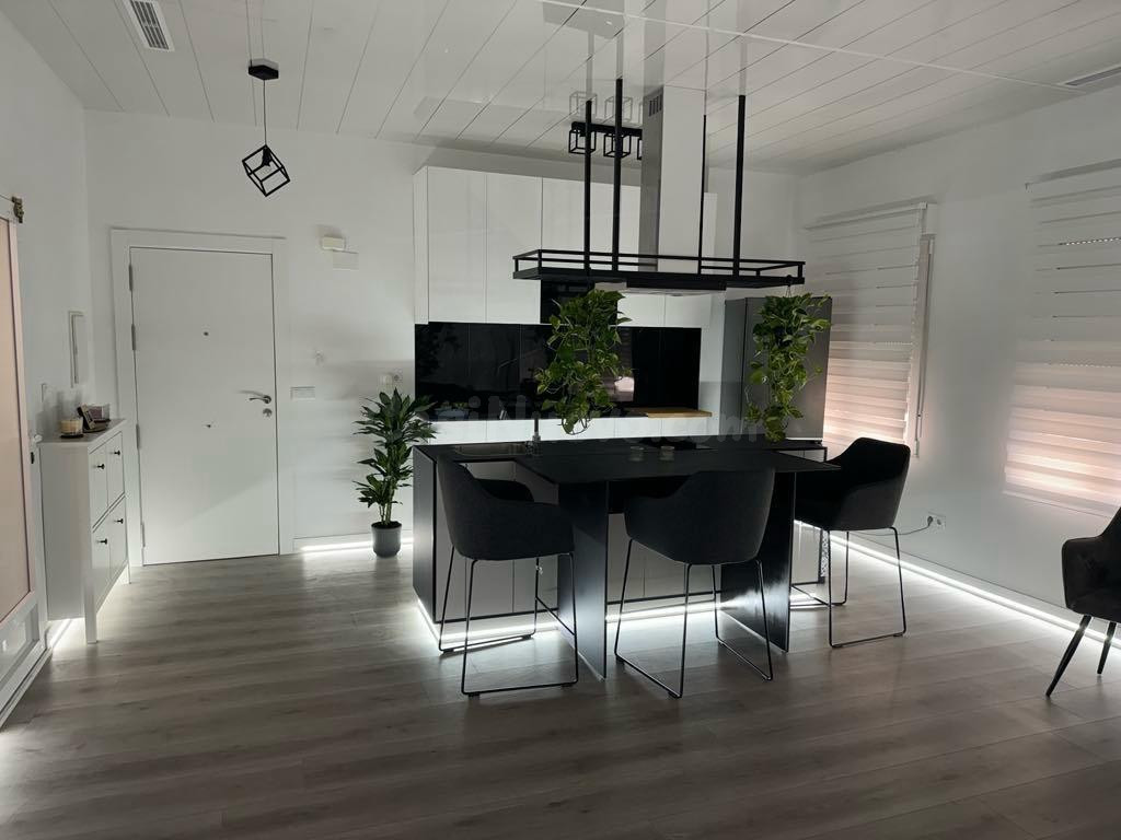 Apartamento con licencia turística en la playa del cura de T - foto 3