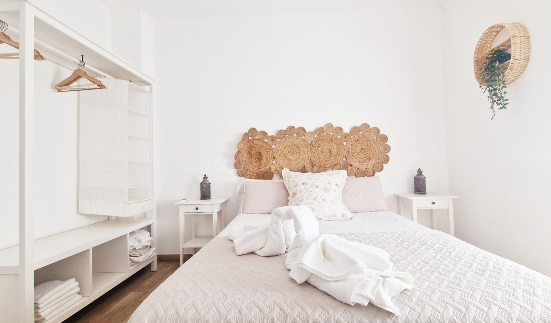 ¡¡¡¡ PRECIOSO PISO CON LICENCIA TURISTICA, JUNTO A LA CALAHO - foto 18