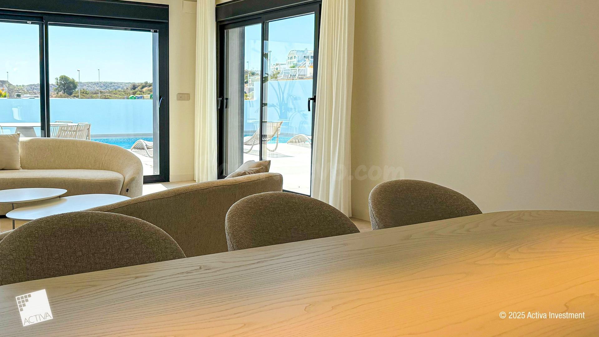 PRECIOSA VILLA DE OBRA NUEVA LLAVE EN MANO EN CIUDAD QUESADA - foto 10